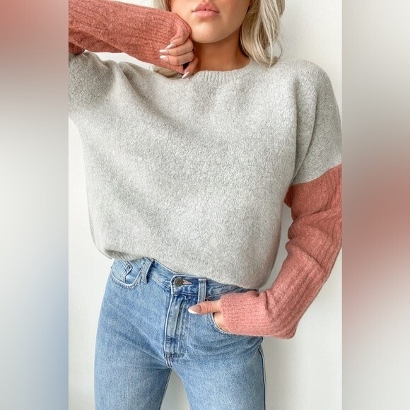 Lulus Sz XS Nancie Rusty Rose and Grey Colorblock Sweater - Picture 10 of 10